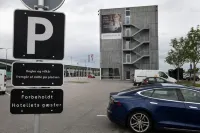 Aalborg Airport Hotel - parking