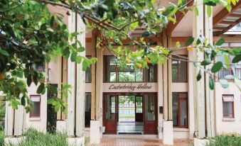 Casterbridge Hollow Boutique Hotel