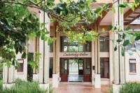 Casterbridge Hollow Boutique Hotel Hotels in White River