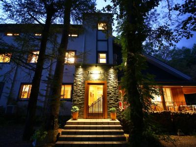 施設外観 白馬姫川温泉　ペンションＴＯＭＡＴＯの写真