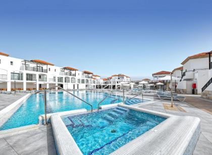 Broncemar Beach Suites