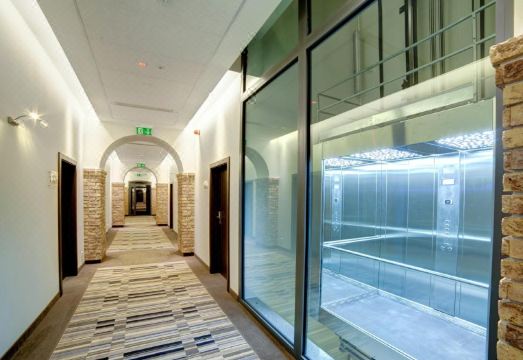 4. 호텔 로프트 1..