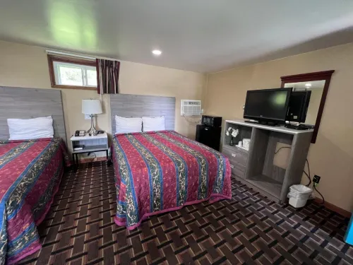 FairBridge Inn Express Hotel a Westfall Township