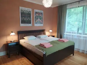 Pod Hradbami Křivoklát