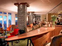 Cliff House Hotel - Bares