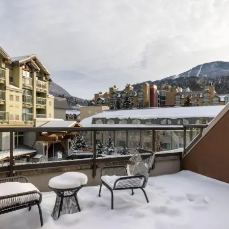 Adara Hotel
