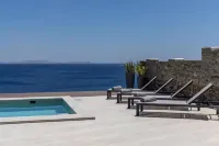 ''Aegean Whispers'' Sea Front Villa in Tinos - Villaer