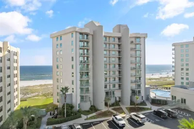 Perdido Towers East 901 Hotel dekat Johnson Beach