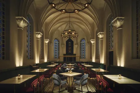 Hotel Indigo Nagasaki Glover Street by IHG Отели рядом с достопримечательностью «Ryoma Dori»