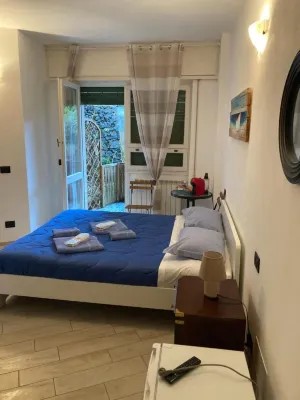 Guest House Berzefi Hotel in zona Chiesa Via Monastero Noli