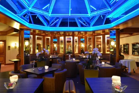 Hotel Celler Tor Отели в г. Винзен