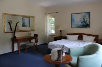 Landhotel Gustav Hotels in der Nähe von Spargel- und Erlebnishof Klaistow