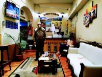 Hostal Latitud Ecuem