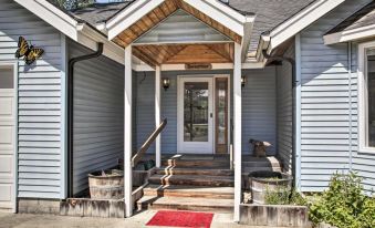 All-Seasons Chewelah Home: Fish, Golf & Ski!