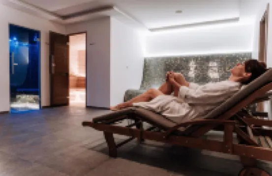 特里格拉夫公寓酒店