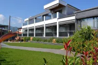Amalia Center
