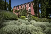 Hotel Villa Donat Hôtels à proximité de : Galešnjak