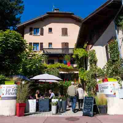 La Terrasse Fleurie Hôtel - Restaurant Hotel Exterior