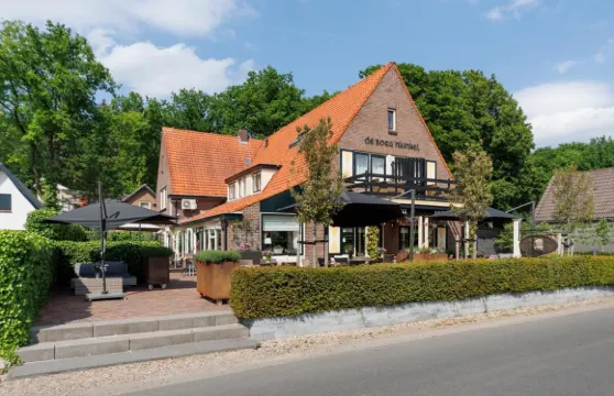 波爾尼可餐廳酒店