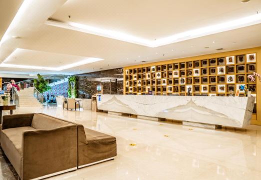 그랜드 초크로 반둥 이미지