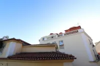 Welcome Guest House Hotels near Rossio Square