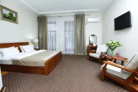 Khujand Grand Hotel Hotel di 