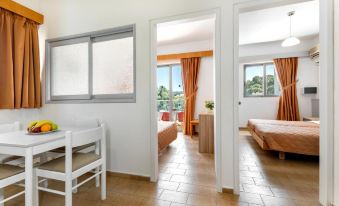 Anixis Hotel & Apartments