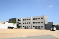 Colonial Flat Hotel - Parking