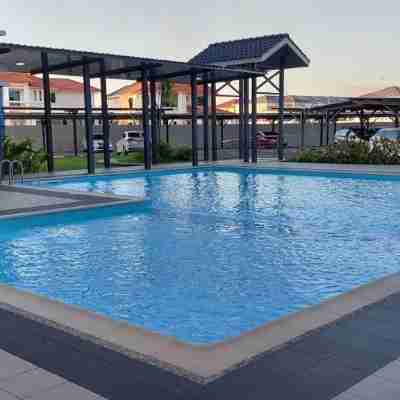 Miri Sunsky Condo Homestay 3 Rooms & 6 Guest Fitness & Recreational Facilities