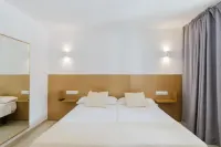 Apartamentos Es Pujols - Emar Hotels Hotels in Es Pujols