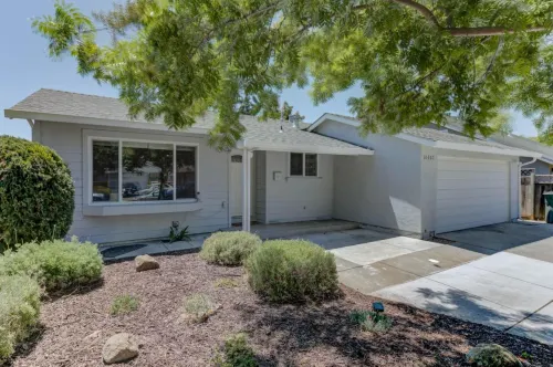 @ Marbella Lane - Boho 'n Sleek Rtreat Pool Tble