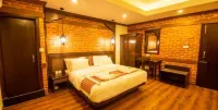 Pashupati Boutique Hotel & Spa Hoteller i Battisputali