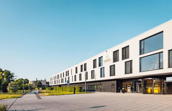 哈林斯亭恩城堡酒店