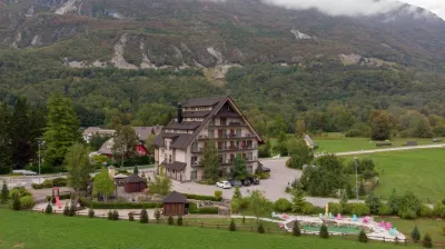 Hotel Mangart Hotels near Boka Waterfall