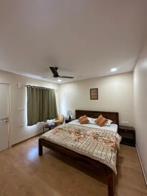 Hotel Divine Ayodhya- A Unit of Chinar Services Hôtels à : Fatehpur Saraiya Uparh