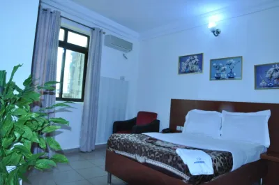 Noblesse Hotel