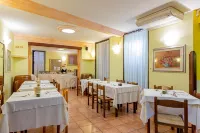 Hotel Villa Piras - Frühstück