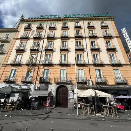 Track 60 - Private Rooms Garibaldi