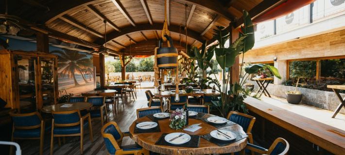 Waikiki Apartments Hotels in Tivat