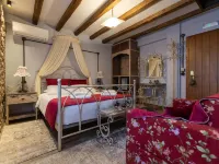 Maria's Boutique Rooms Hotels in Corinth