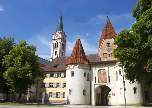 Gasthof Zum Löwen Hotels in Vohringen
