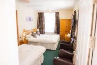 Queensbridge Hotel