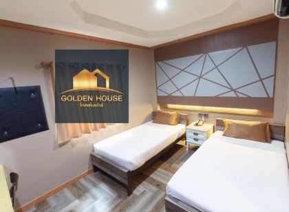 Golden House Hotel Sakaeo โรงแรมโกลเด้นเฮ้าส์ สามแยกสระแก้ว