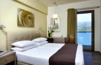 凱法利尼亞莫克斯酒店 酒店