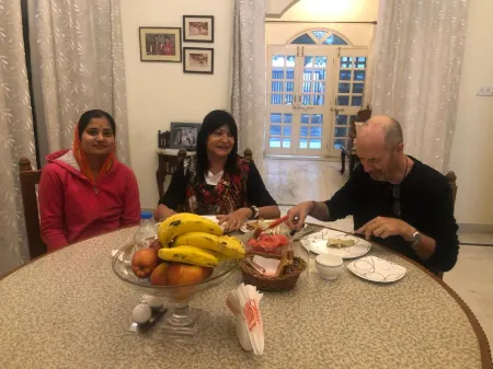 Jai Villa Homestay Отели рядом с достопримечательностью «Джагдиш Темпл»