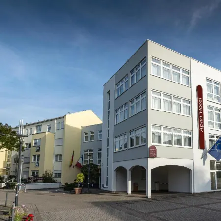 Apart' Hotel Отели в г. Кель