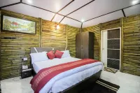 Glamwood Resort Dhanaulti, Ranked 1 in Dhanaulti فنادق في Kempty Range