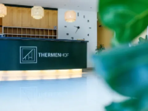 Thermenhof Lutzmannsburg - Inklusive Thermeneintritt am An- Oder Abreisetag ルッツマンスブルクのホテル