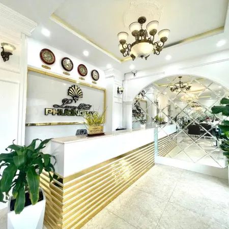 PHUONG VY LUXURY HOTEL