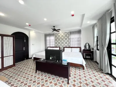 Wanderlust Hotel Hotels in Phong Nam